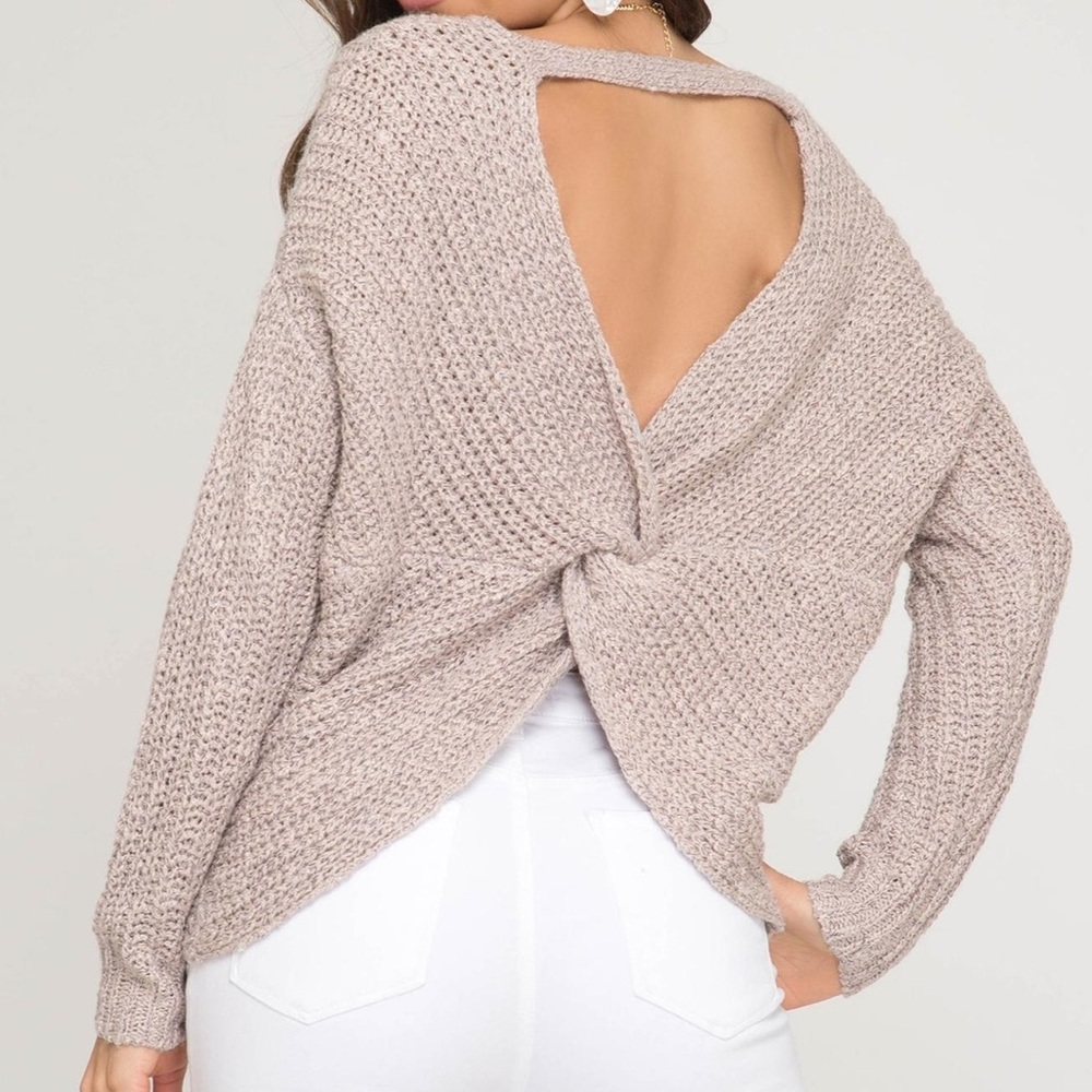 Fall sweater with open back